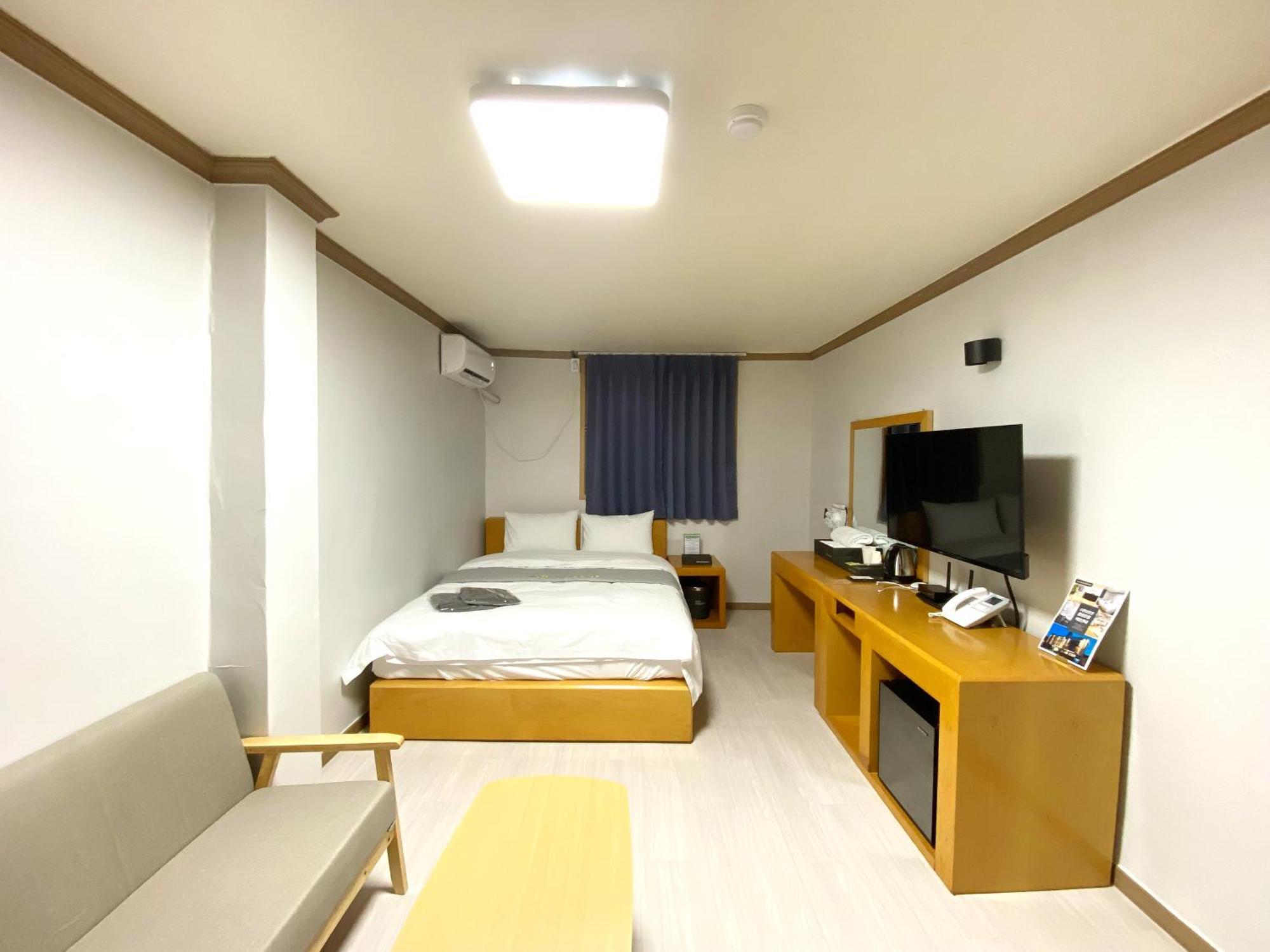 Suanbo Hot Spring Healing Hotel 충주 외부 사진